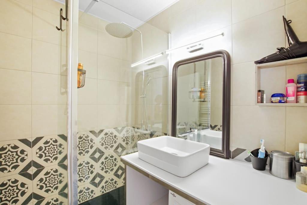 Appartement Calme Et Moderne Avec Vue Mer 74 Canet-en-Roussillon Esterno foto